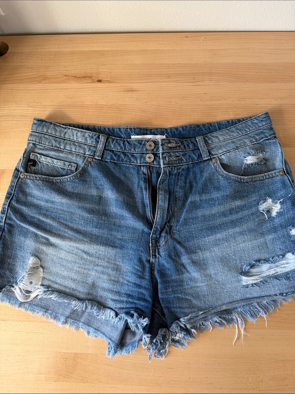 Kancan distressed jean shorts